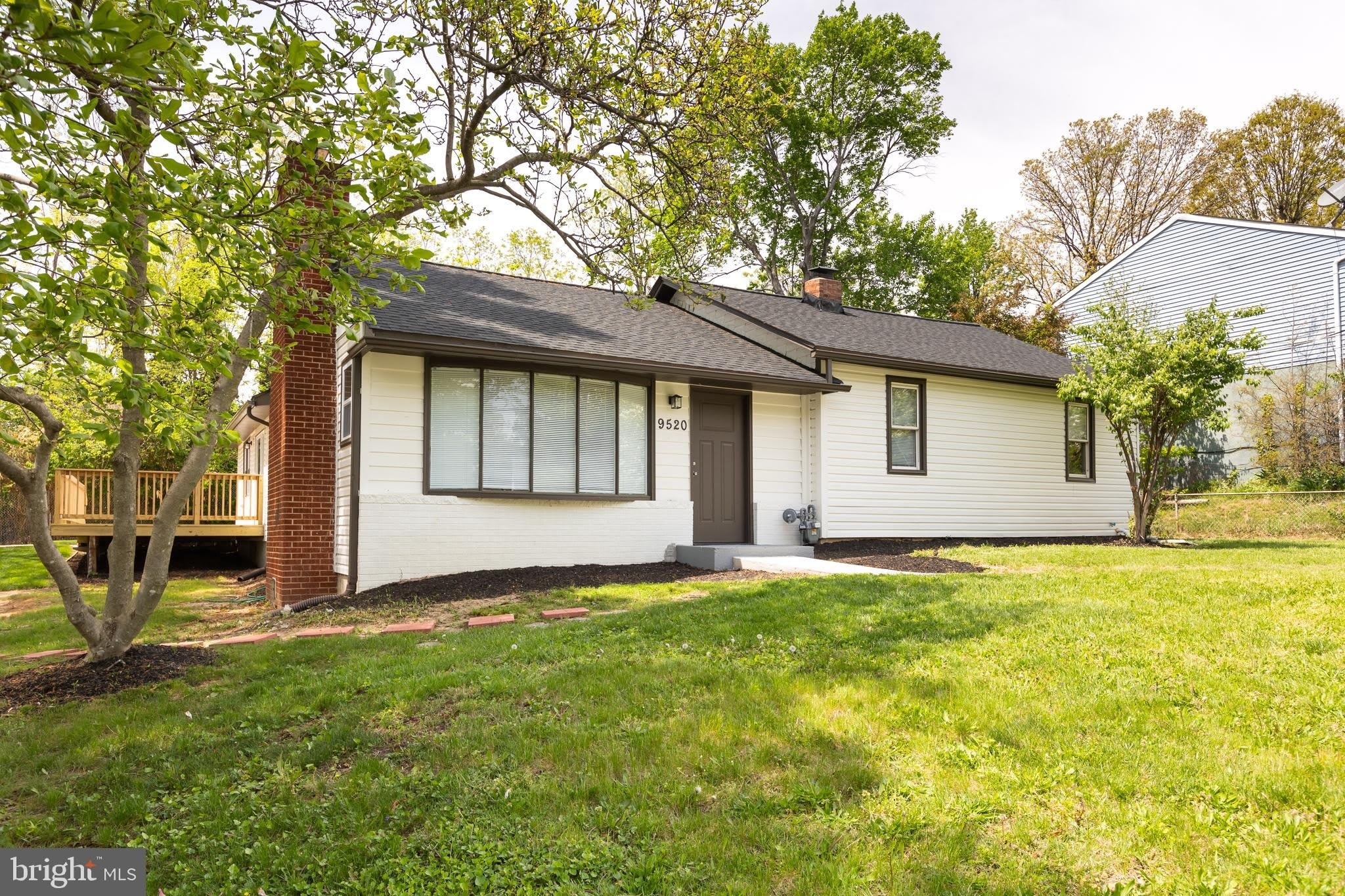 9520 48TH Avenue – photo 3