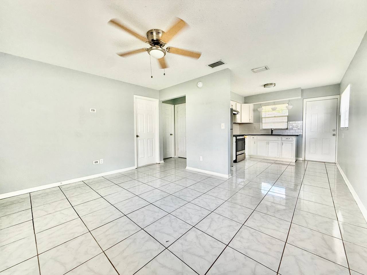 10812 Hannaway Dr Apt C – photo 4