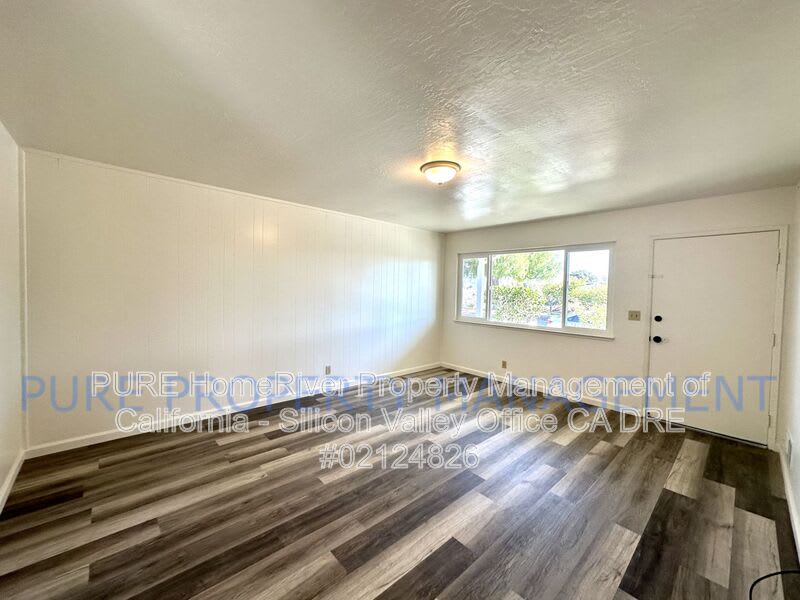 555 Bridge Street – photo 2