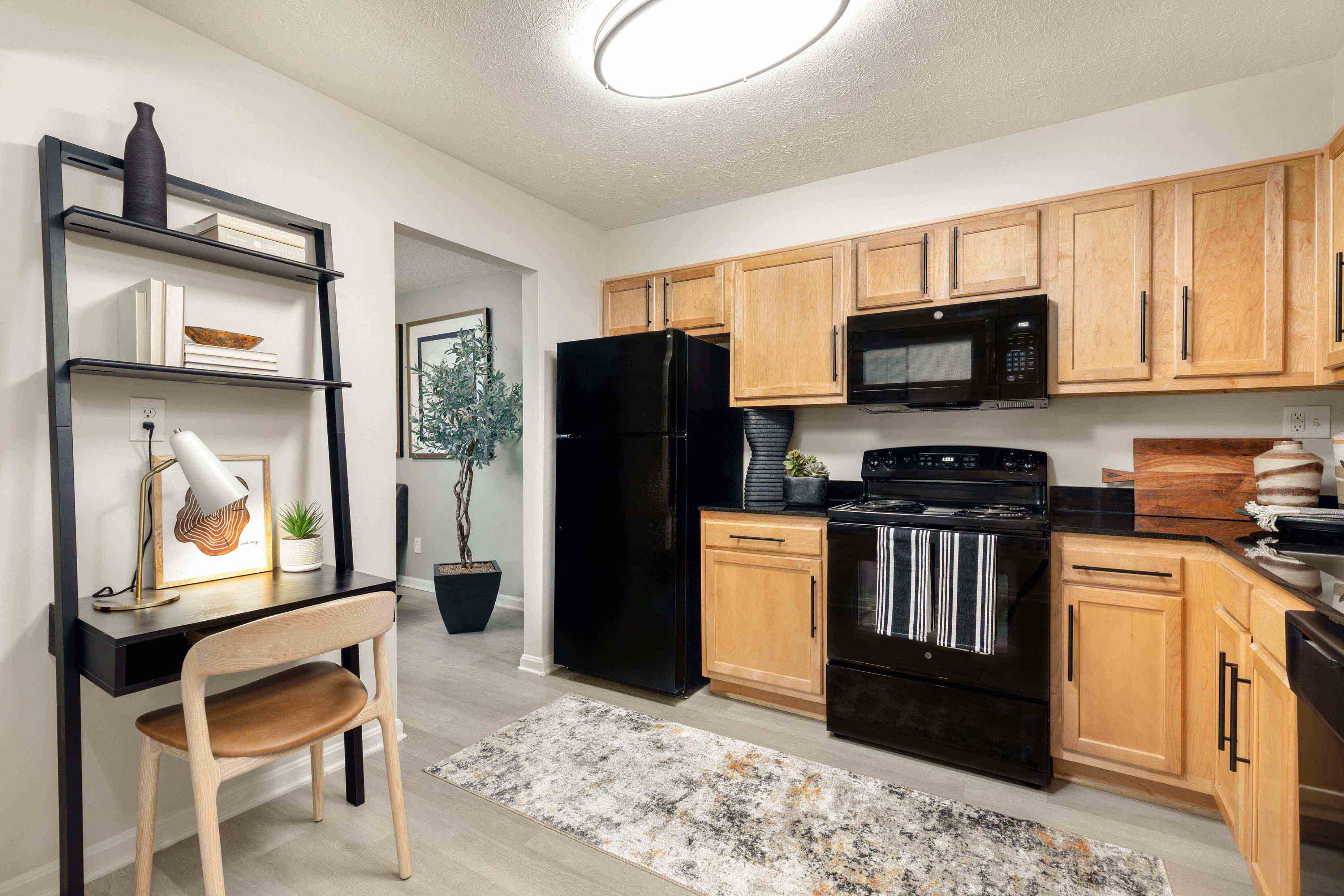 Plainview Apartments – photo 3