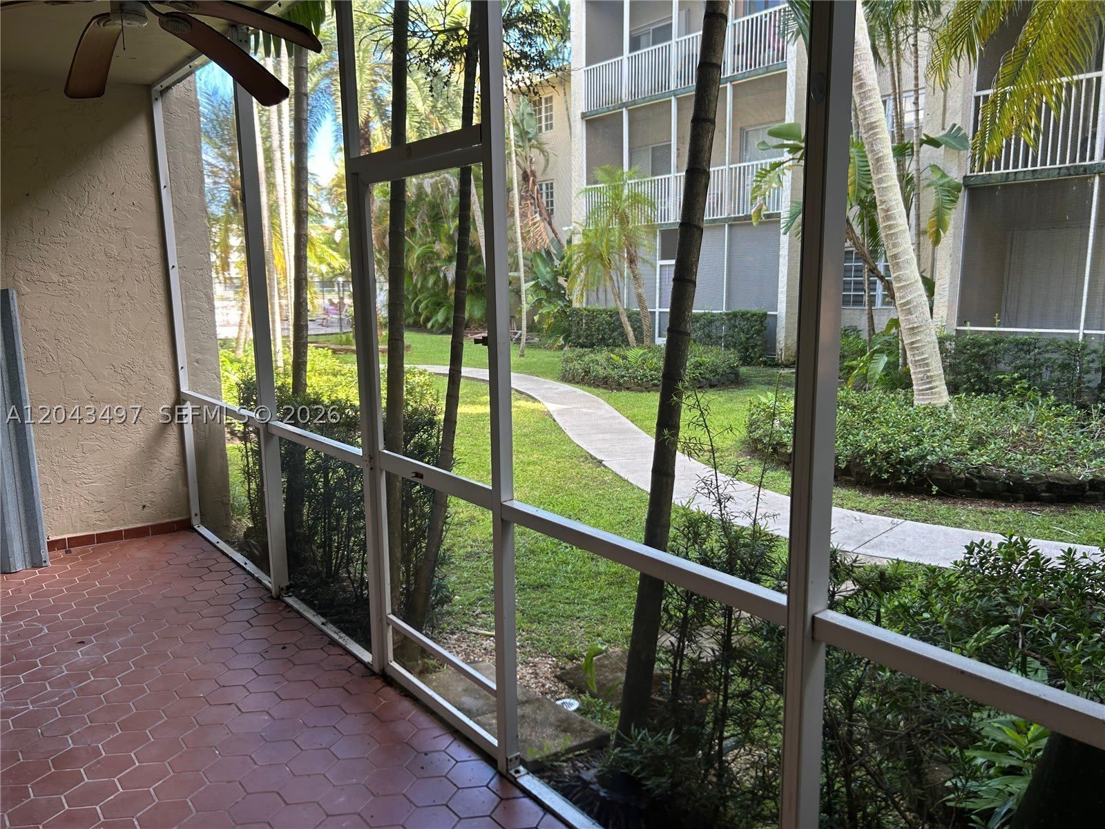 21121 SW 85th Ave – photo 2