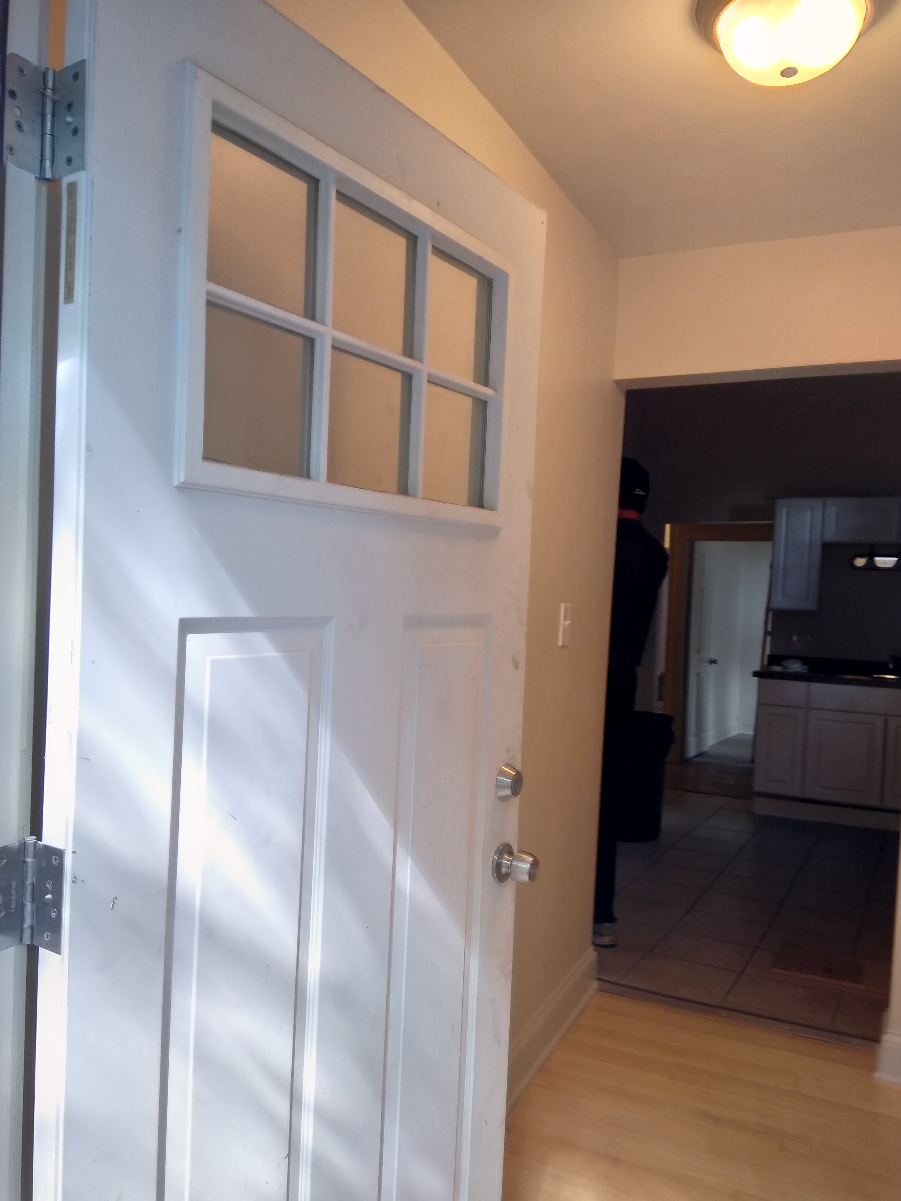 3920 Wyandotte St – photo 5