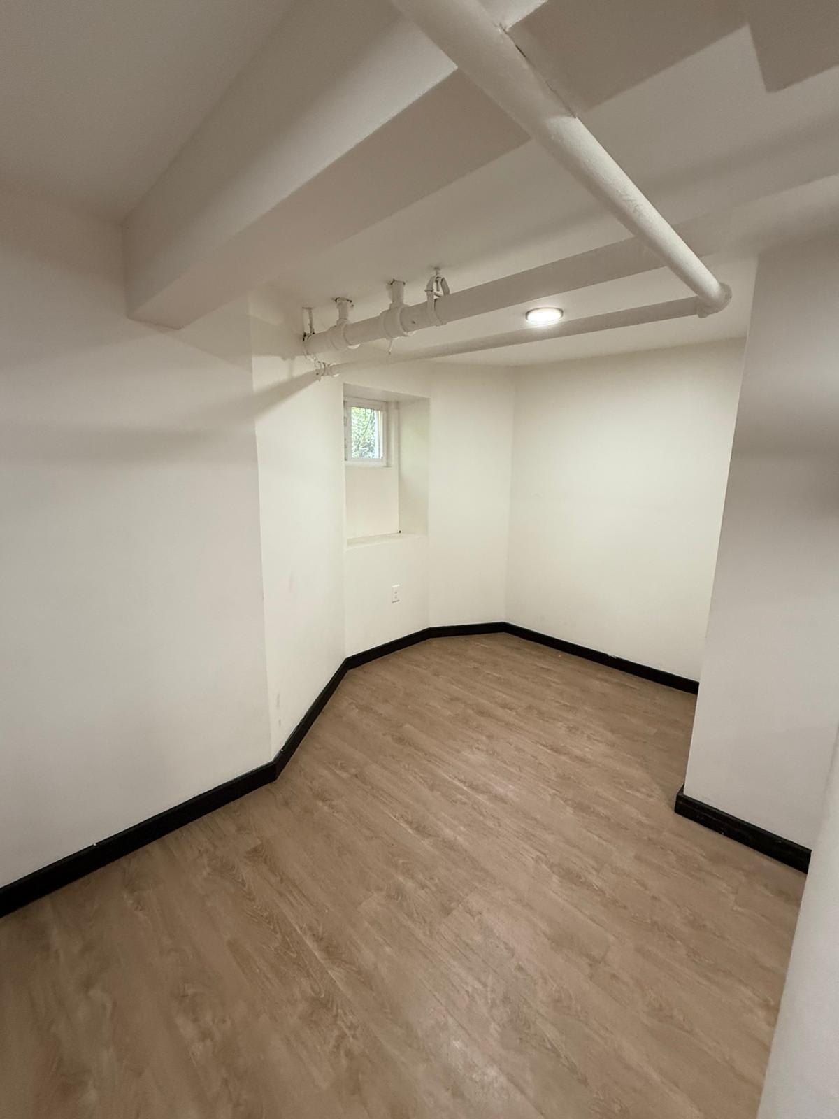 1183 Broad St – photo 4