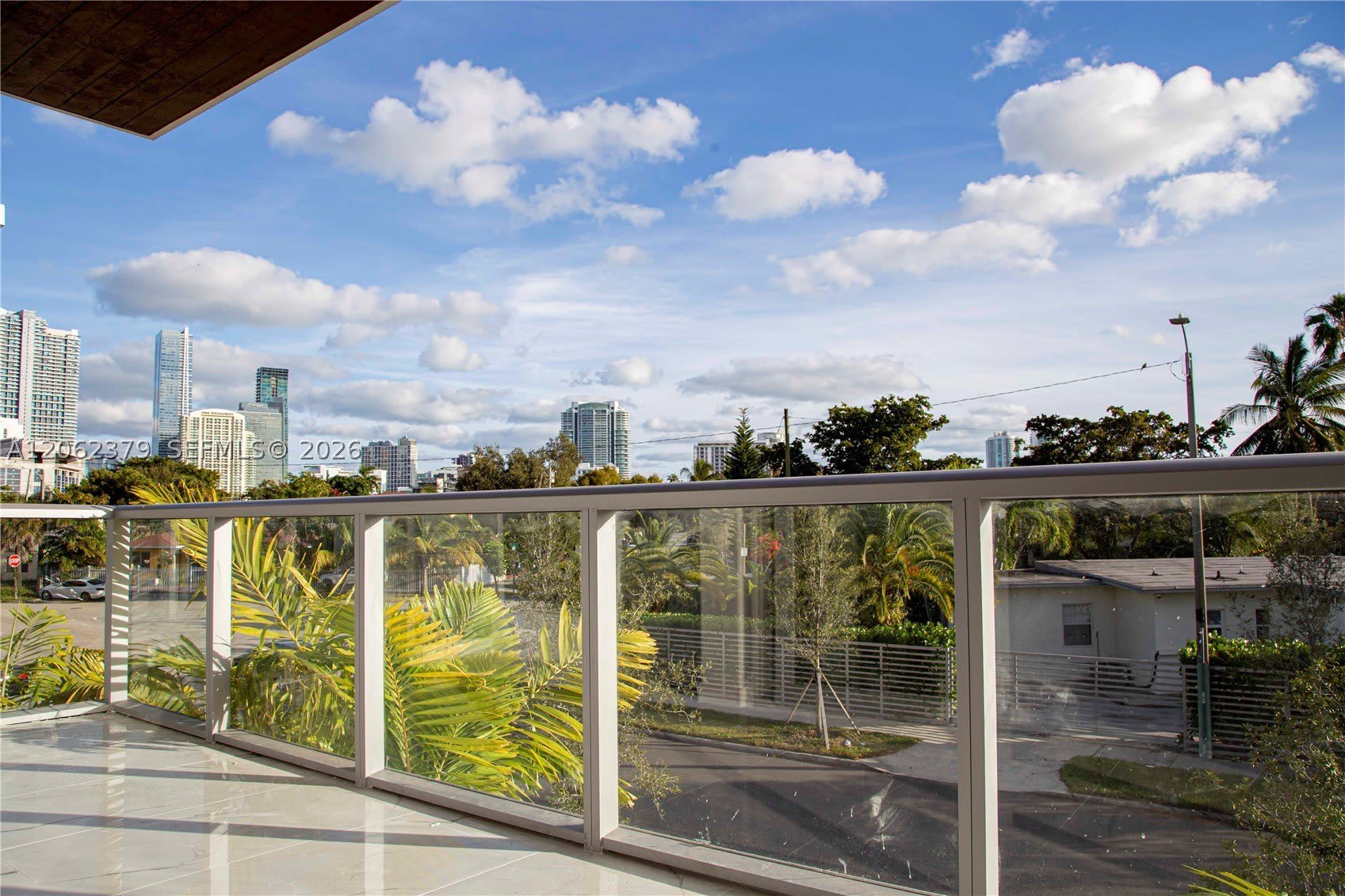529 SW 11th St – photo 1