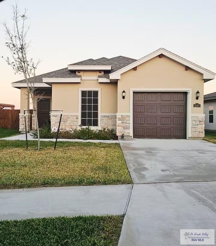 2161 GROVE LN – photo 1