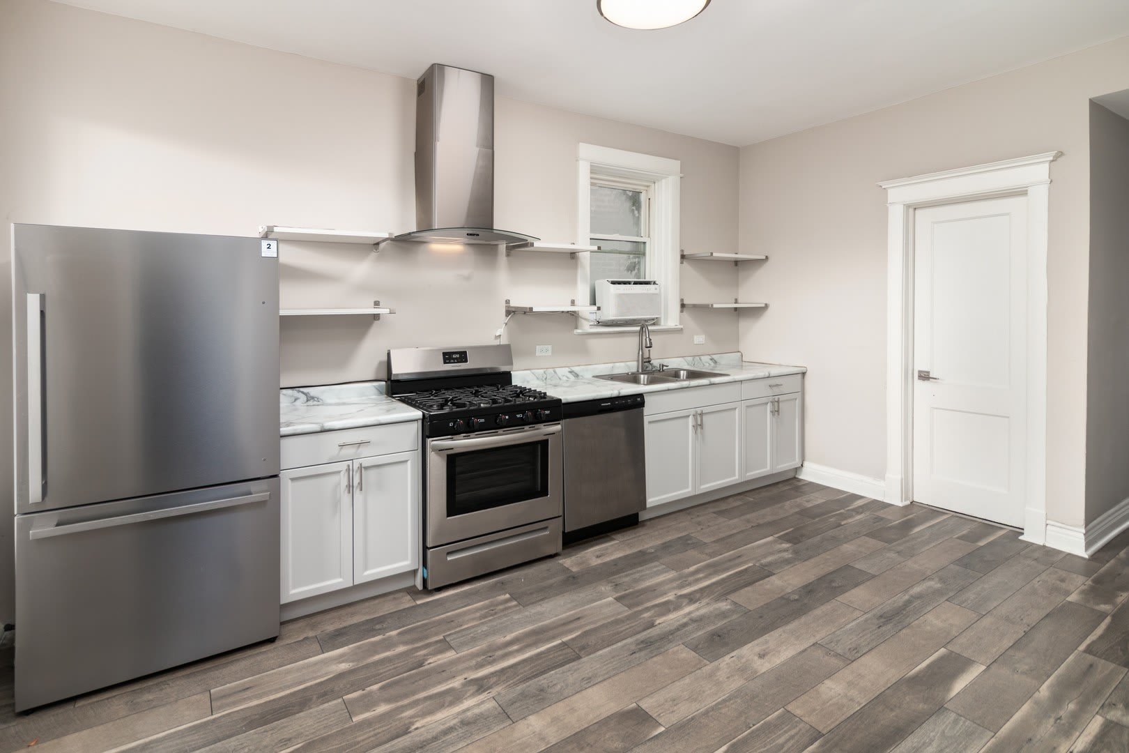 1336 S Washtenaw Avenue – photo 2