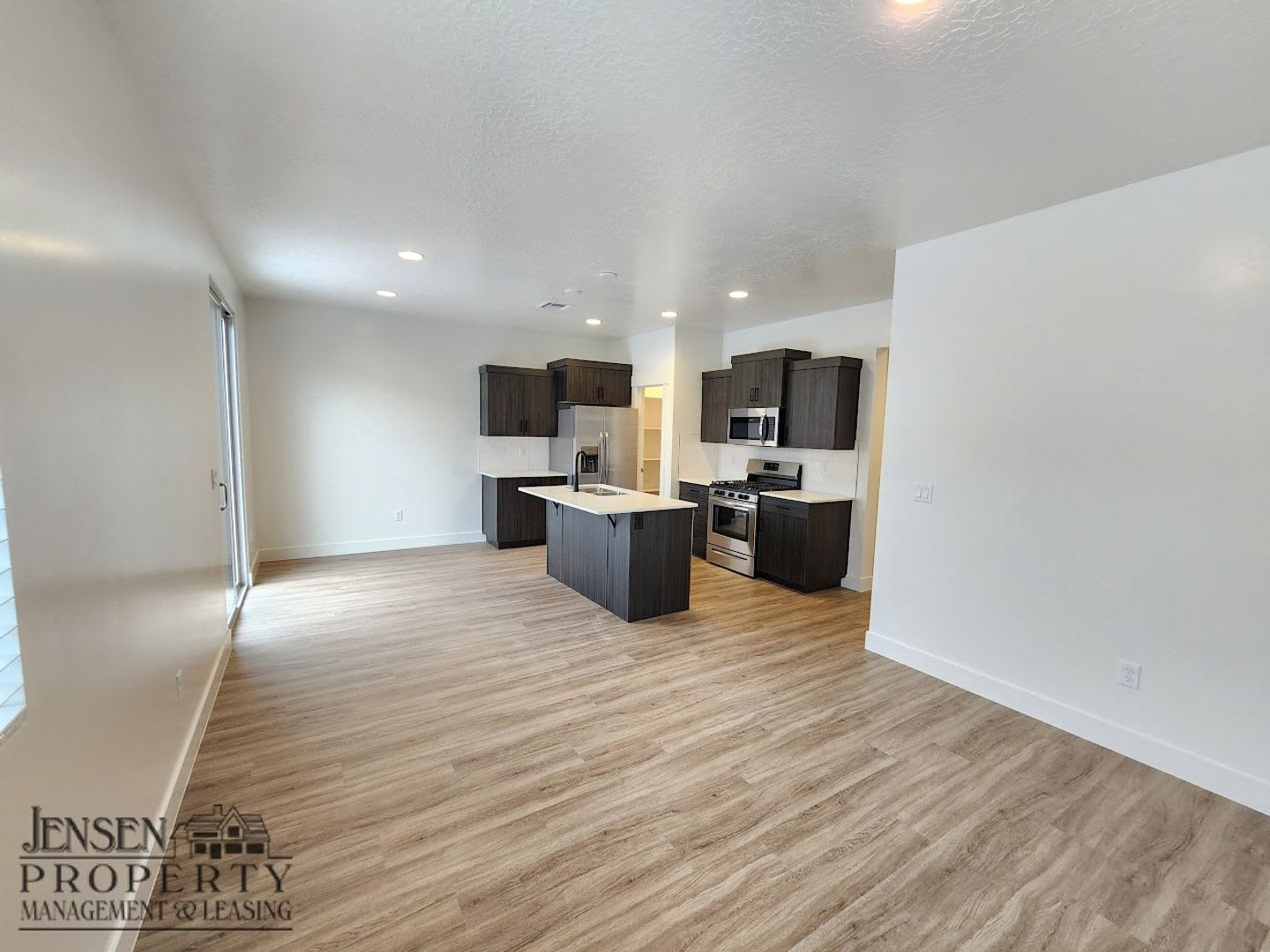 Newer Town Home – photo 4