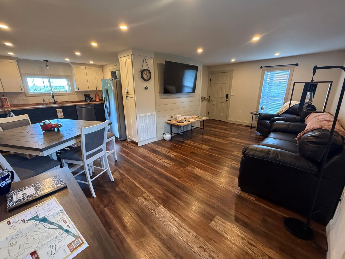 Veterans Drive Fully Furnished 3Bd – photo 5