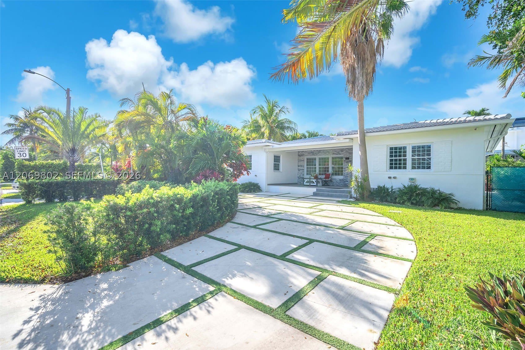 1235 NE 88th St – photo 3
