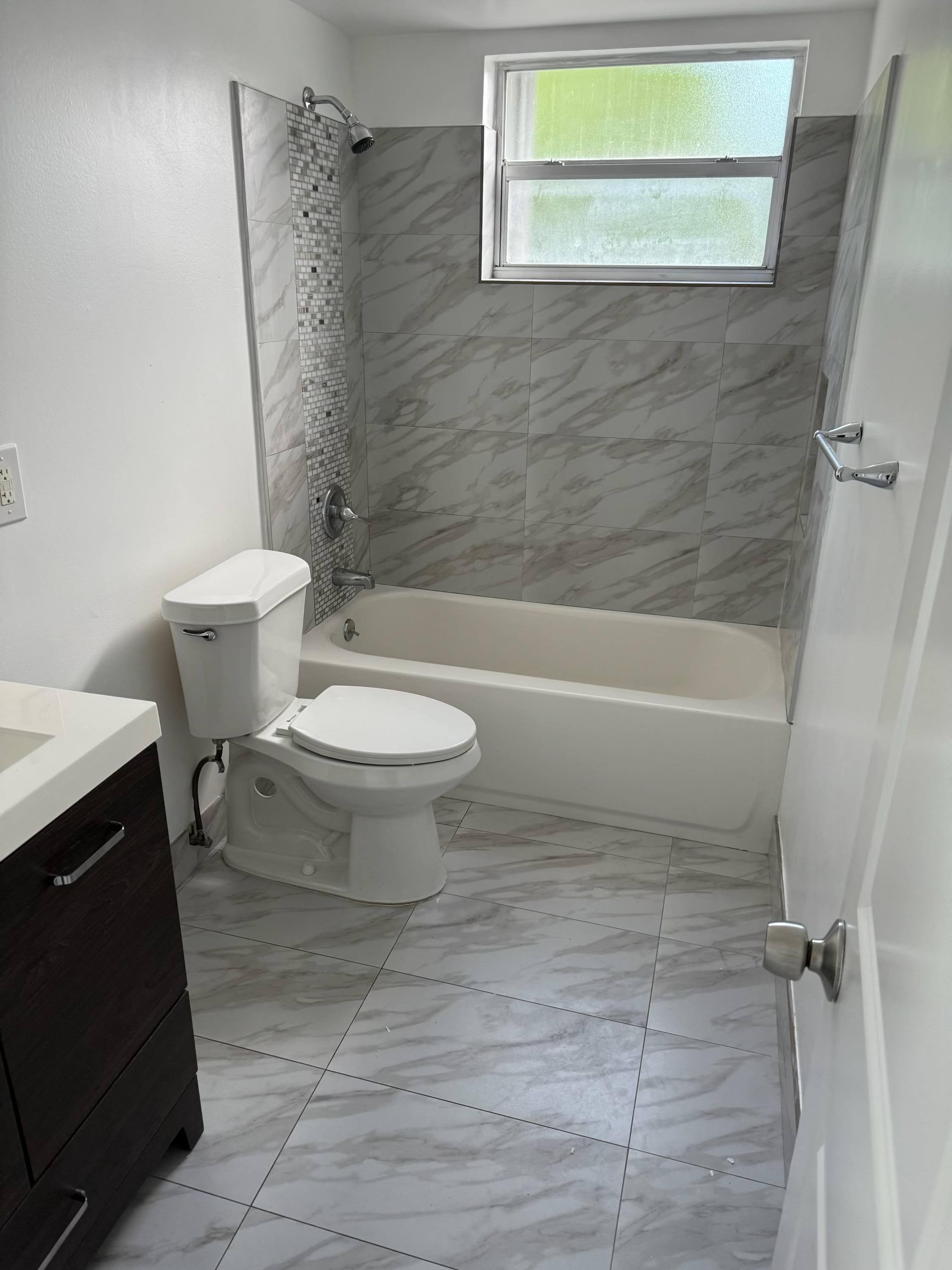 548 Sw 6 Street 3 – photo 4