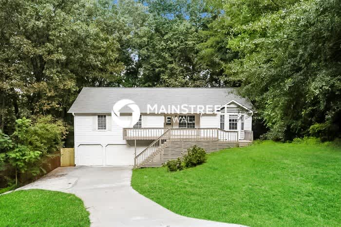 2741 Hawk Trace Northeast – photo 1