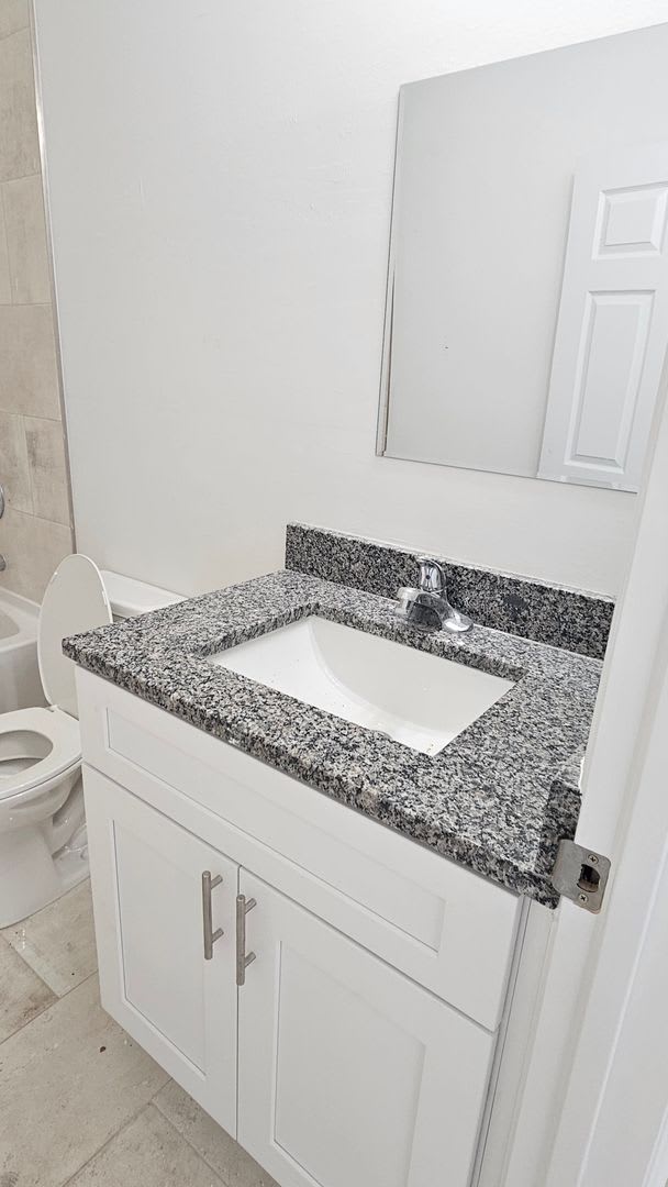BRAND NEW MOVE IN READY 3 BEDROOM 2 BATH – photo 5