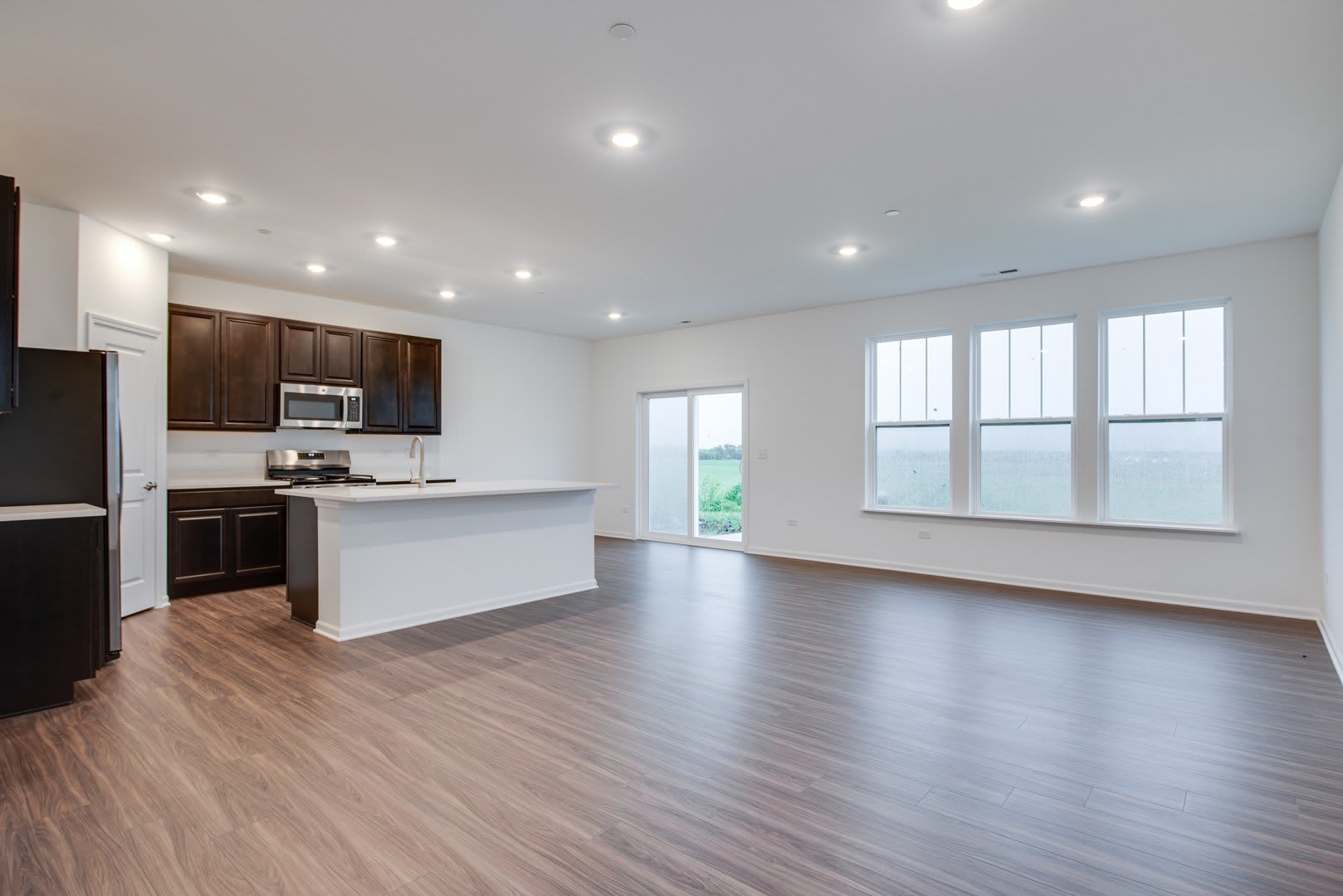 235 Cooney Way – photo 2