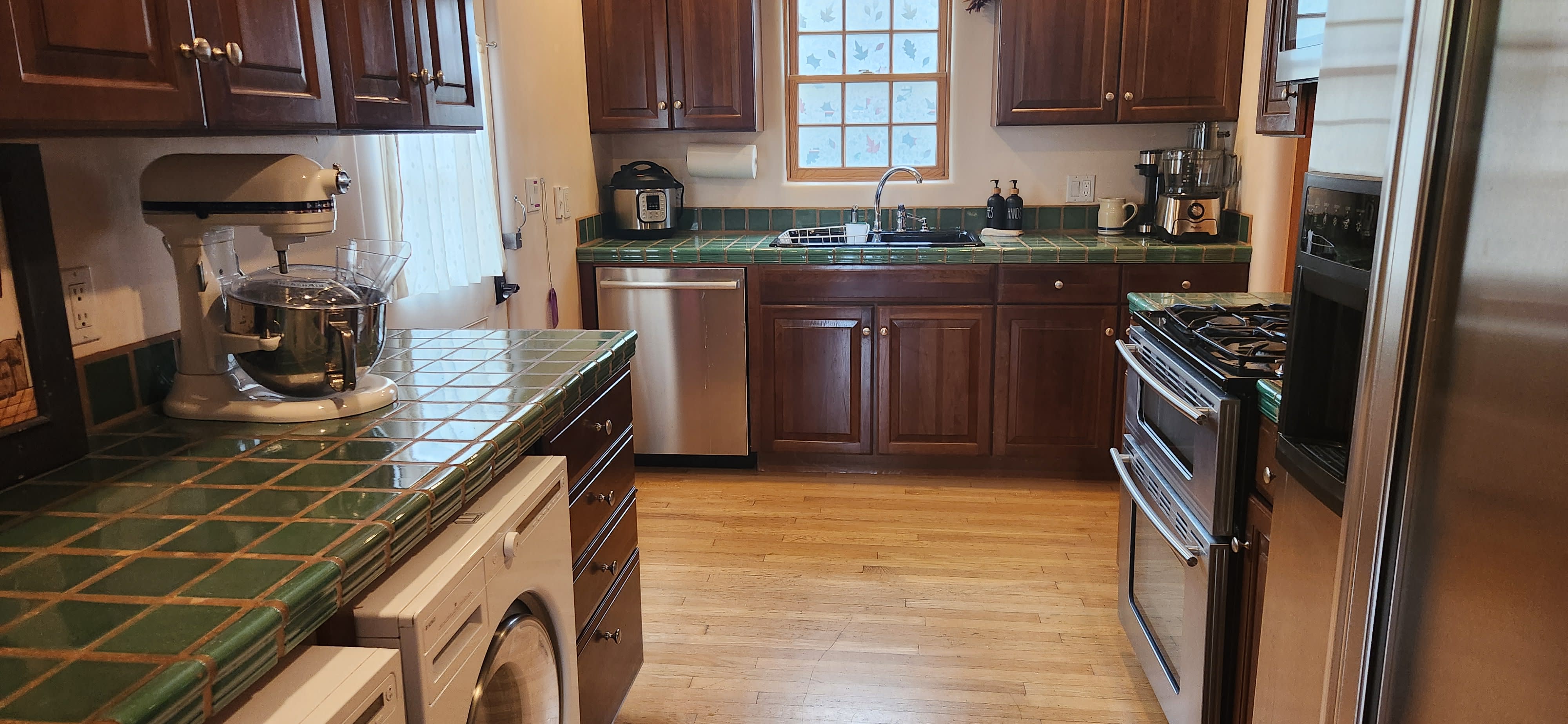 341 Bishops Lodge Road – photo 5