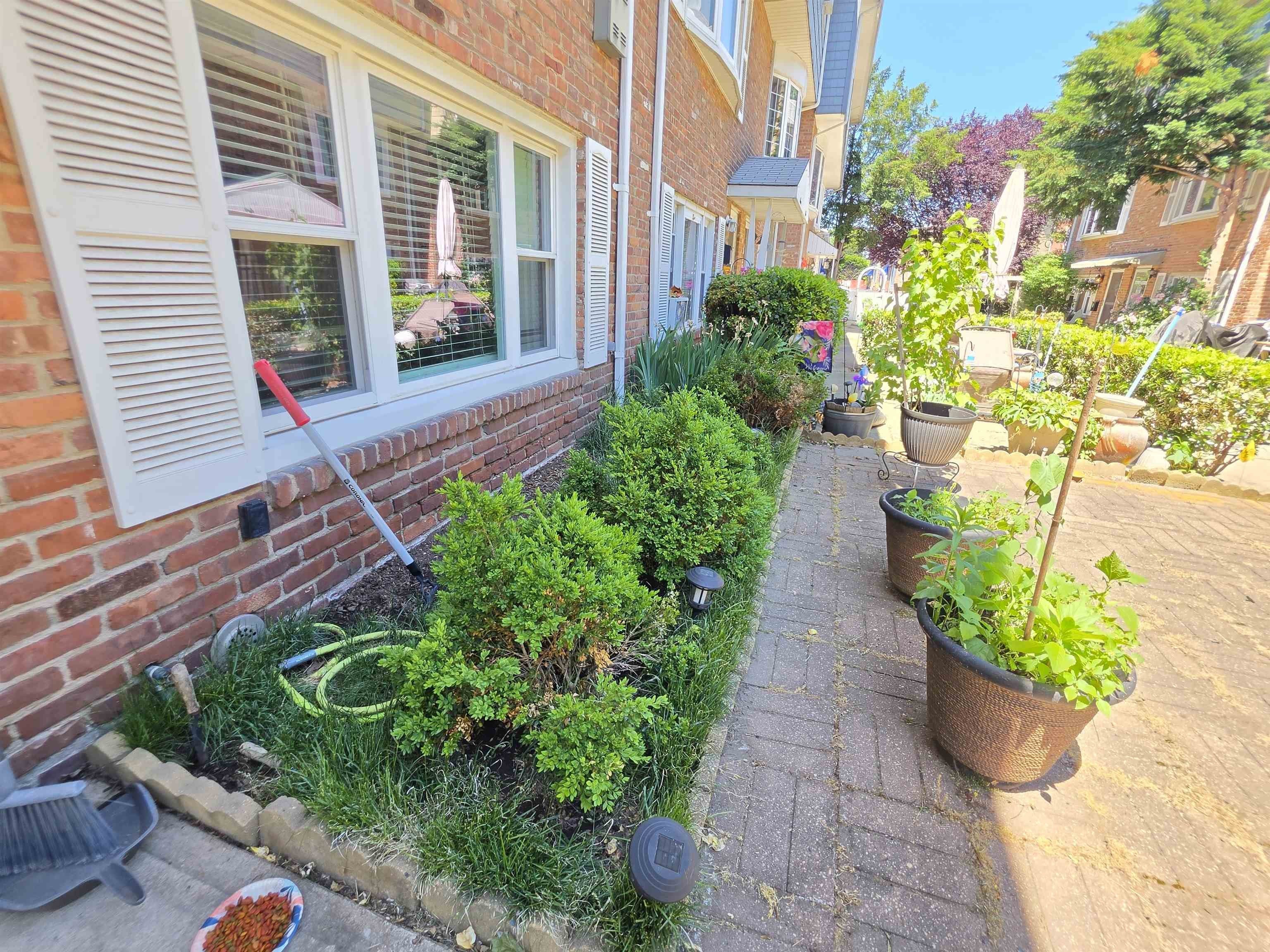 9 ELNA CT – photo 3