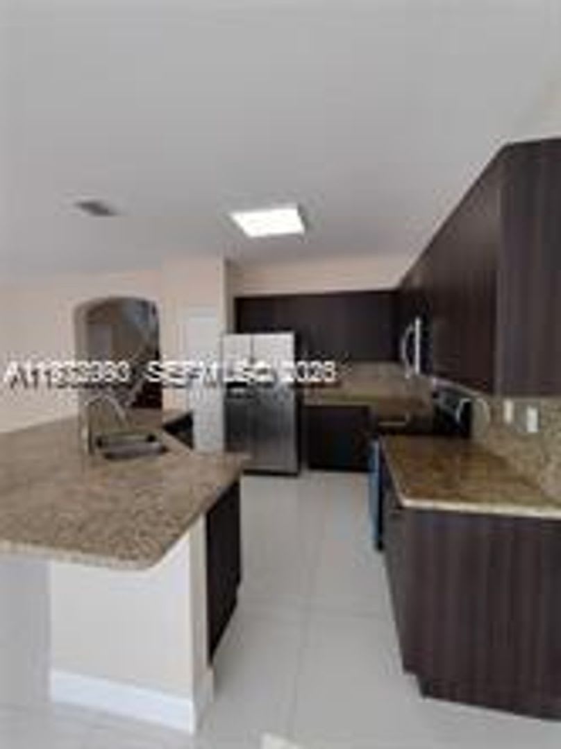 8546 SW 165th Place 0, Miami, FL 33193 – photo 4