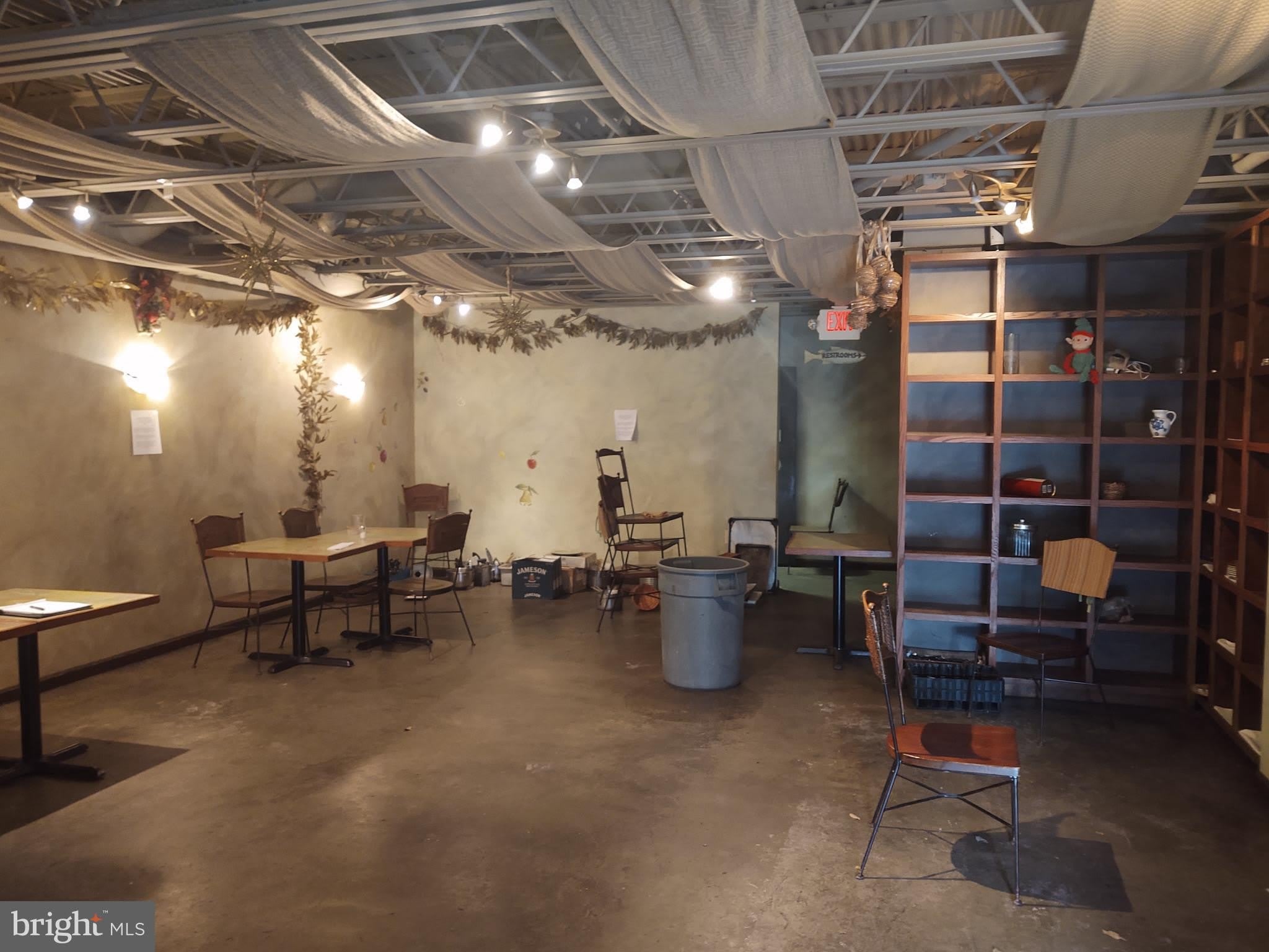 18035 Georgia Avenue – photo 3