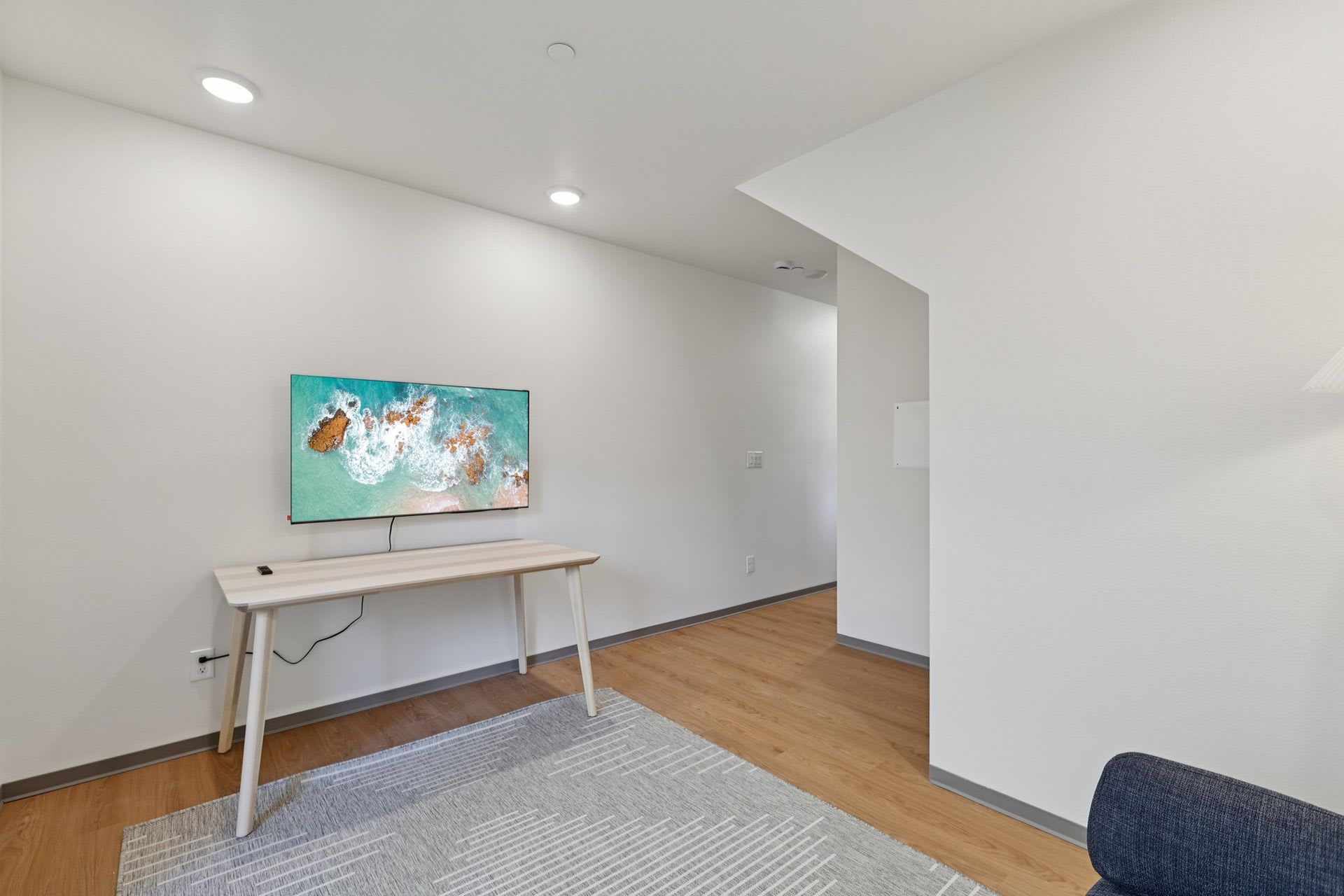 Brand New 6B3B Townhouse Near Uw – photo 5