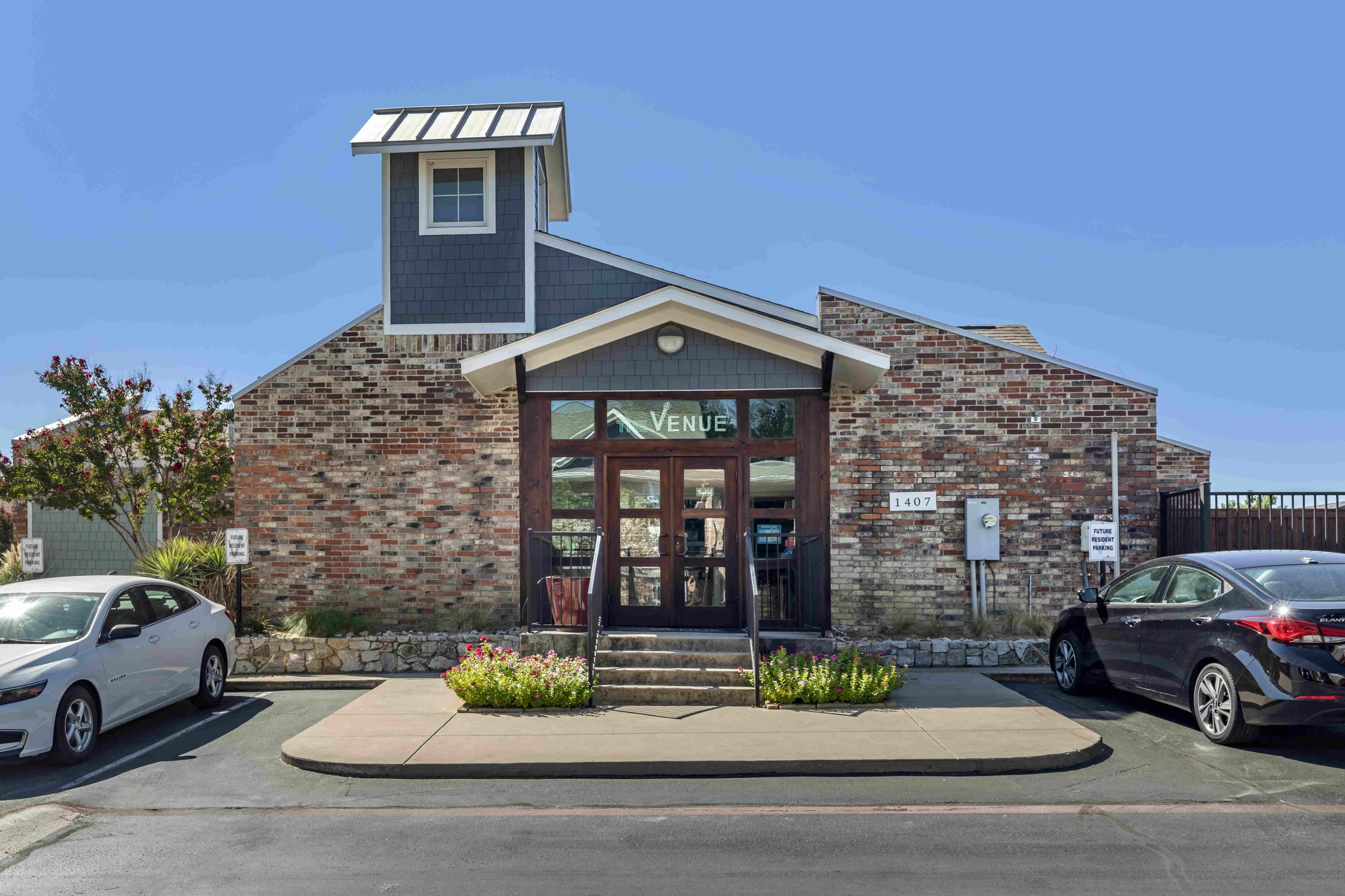 The Venue – photo 1