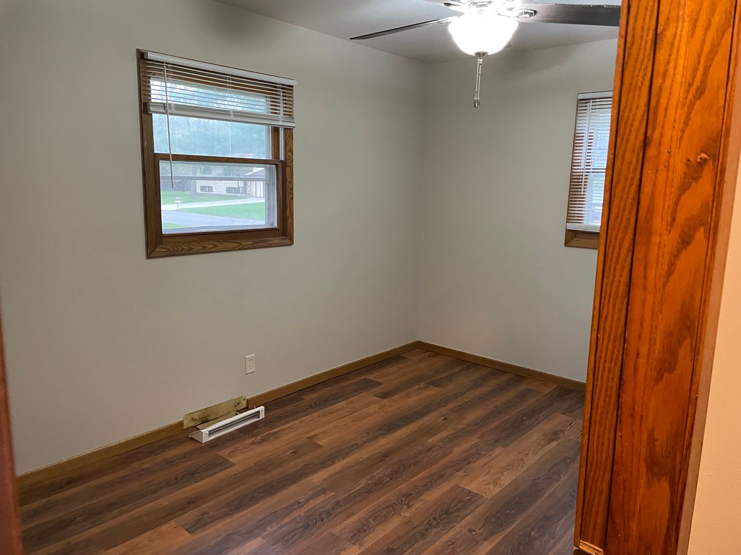 3 Bedroom Ranch Home with Large Fenced in Yard!! – photo 5