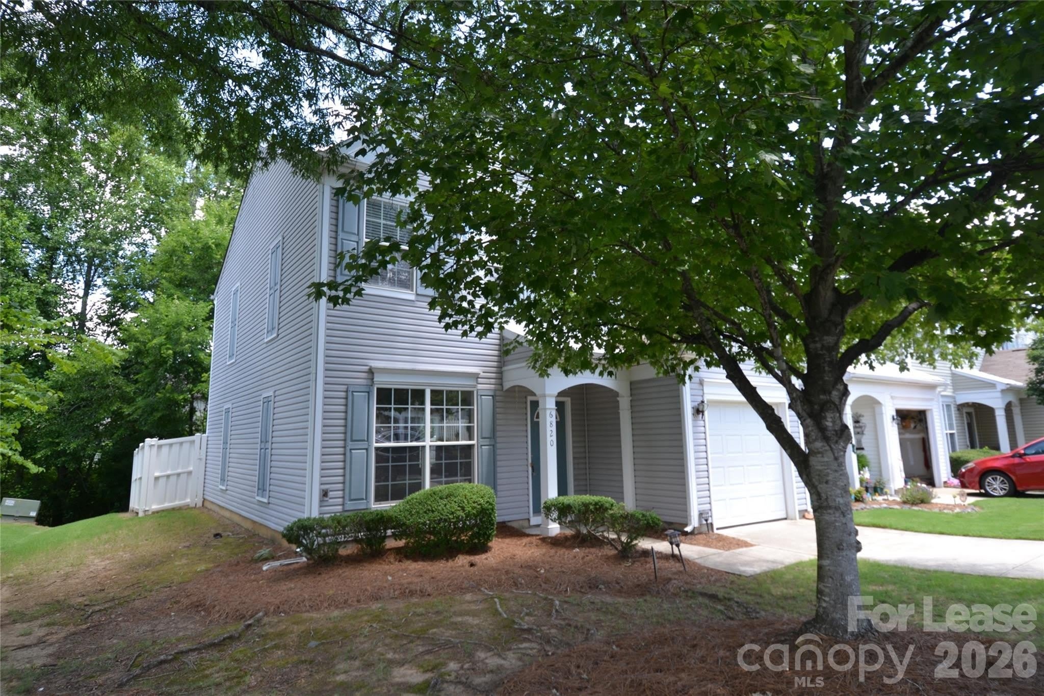 6820 Beverly Springs Drive – photo 2