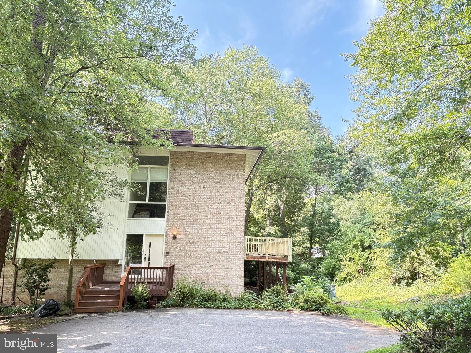 10612 CROSSING CREEK Road – photo 1