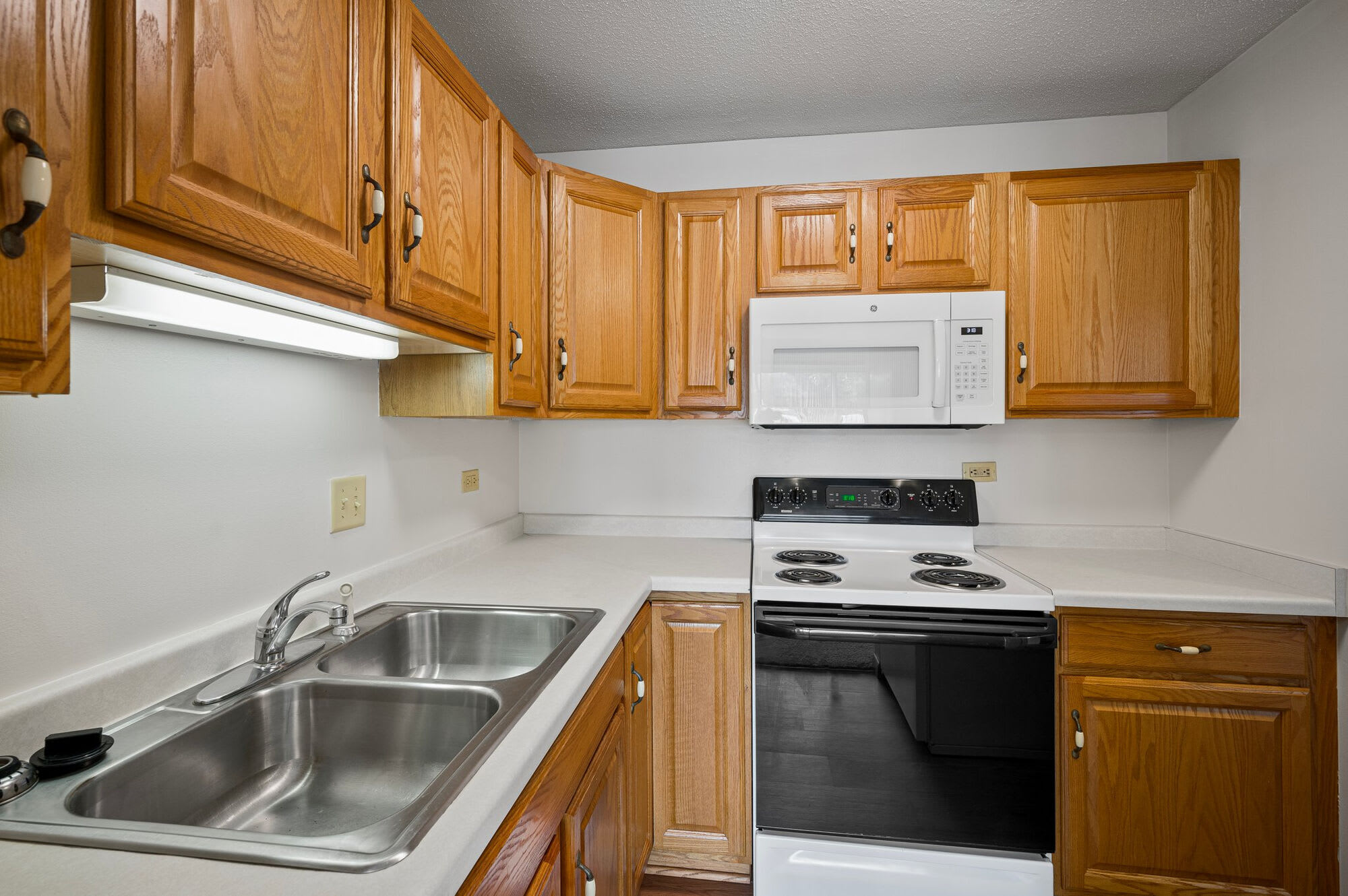 Birch Court – photo 2