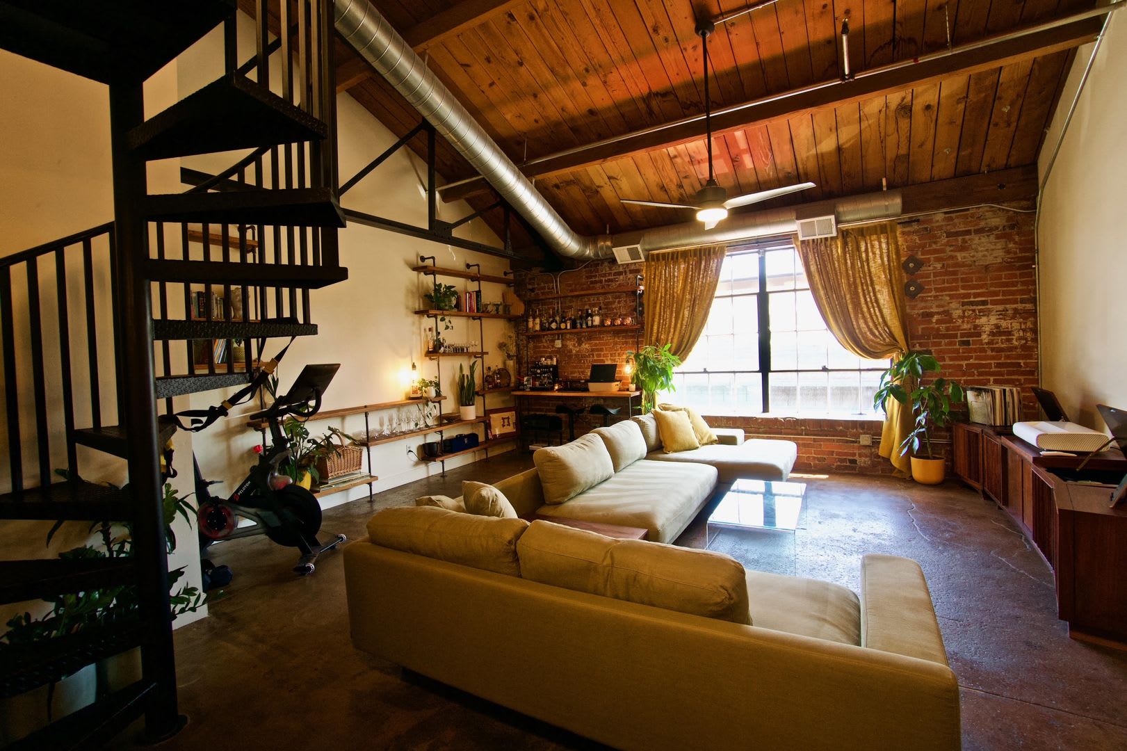 2 Weeks Free If Lease Signed Move In By 9 4 26 Beautiful Bright Open Denver Condo Great Location Garage Parking – photo 4