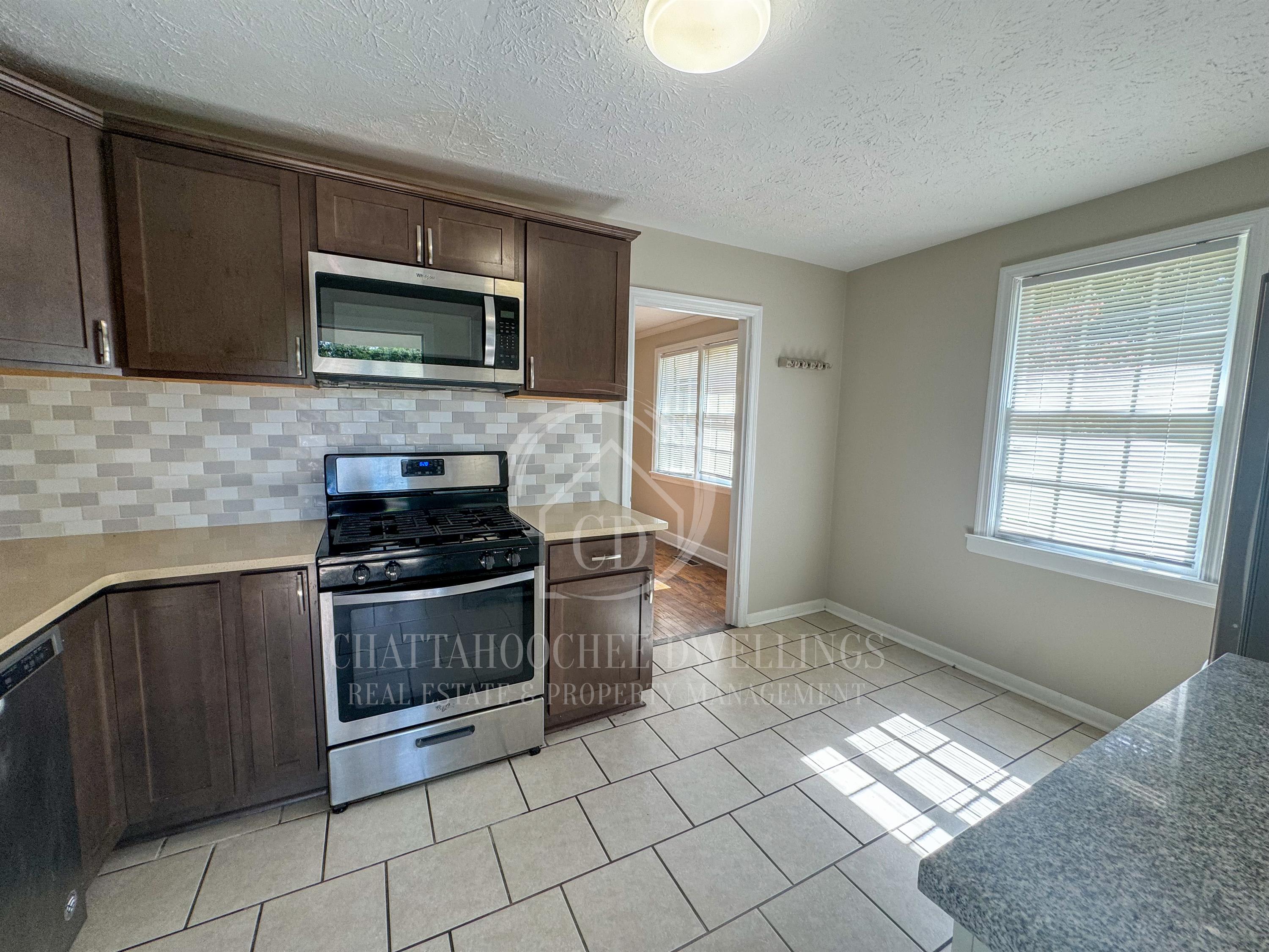 1559 Alta Vista Drive – photo 4