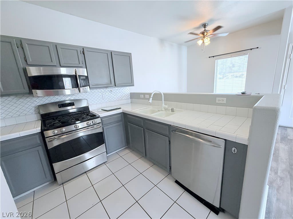 1822 N Jones Boulevard – photo 3