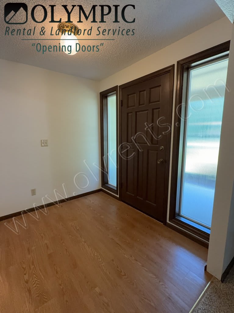 4230 Frontier Dr SE – photo 4