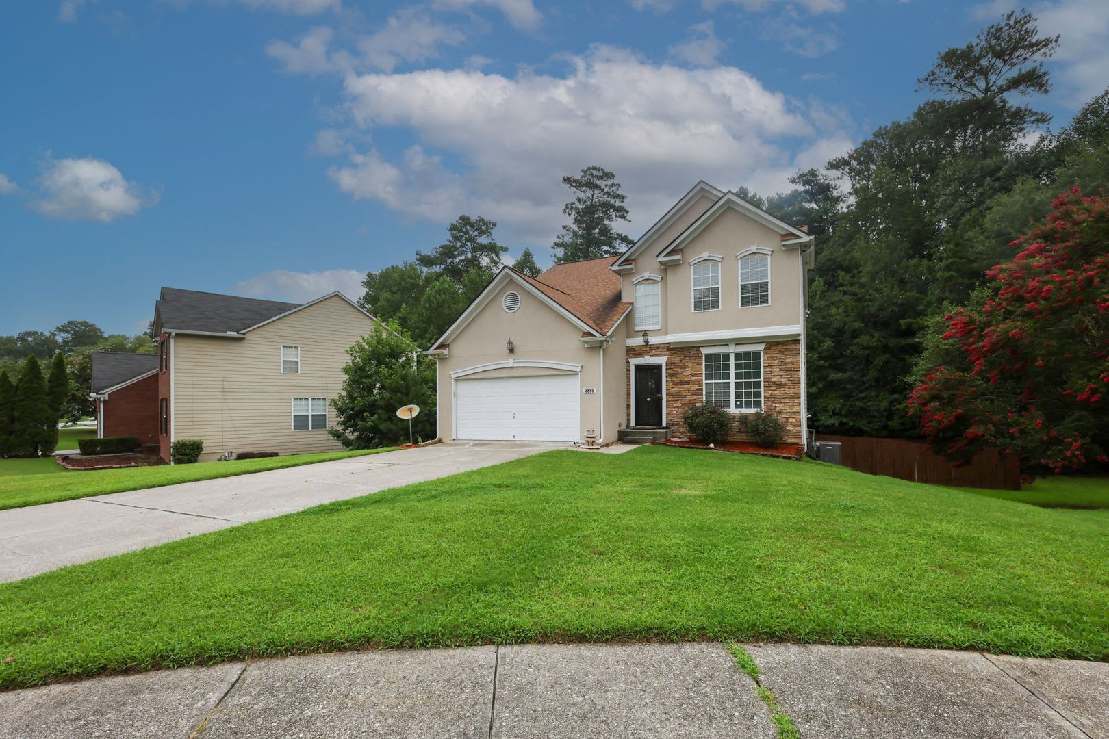 Spacious Dream Home – photo 1