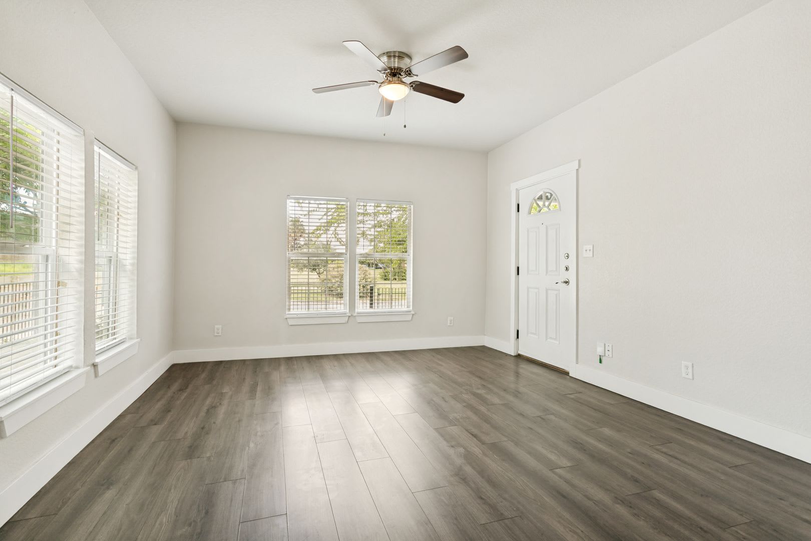 Renovated 3 Bedroom Home In Denver Heights – photo 5