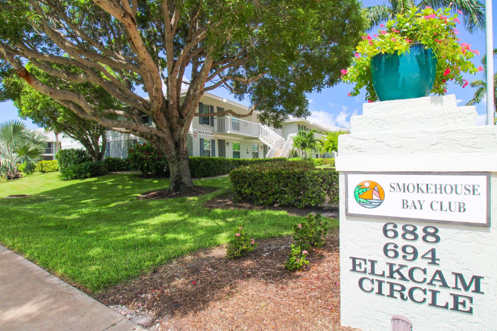 Smokehouse Bay Of Marco 2 2 Seasonal Unit On Marco Island Available Best Waterway View Here – photo 3