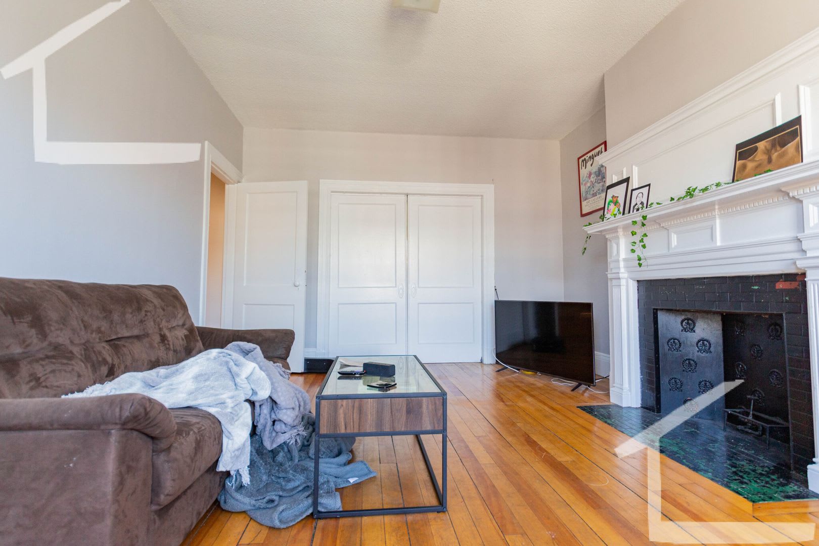 Nice 4 bed next to the green line in Allston – photo 4