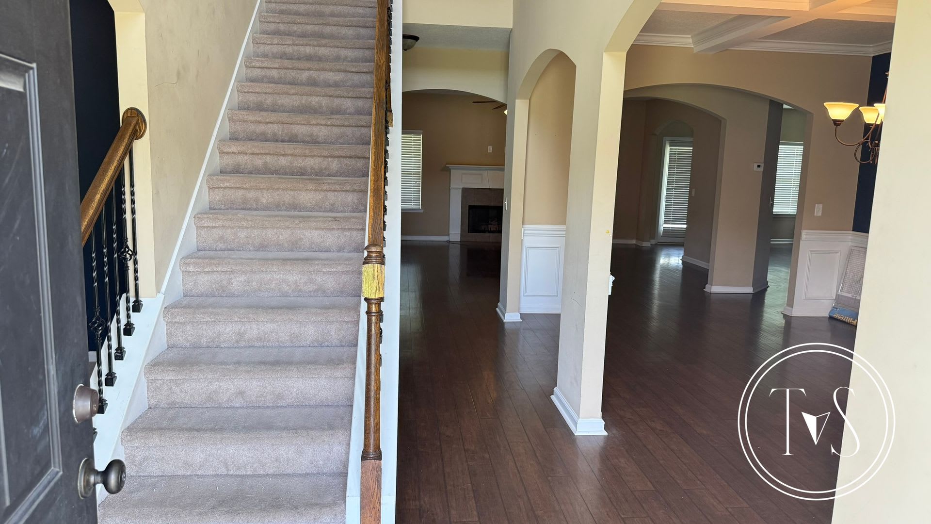 MOVE IN SPECIAL: $500 OFF 1ST MONTH'S RENT!** – photo 5