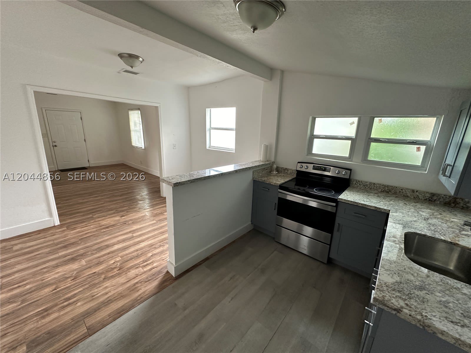 5646 NW 3rd Ave – photo 4