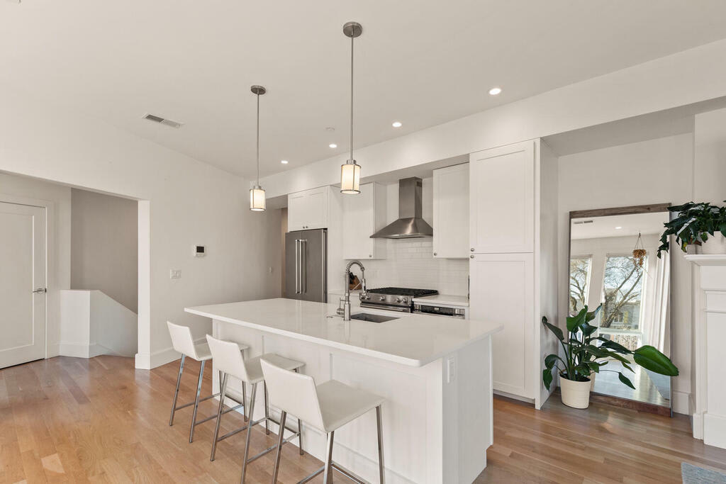 283 Old Colony Avenue – photo 4