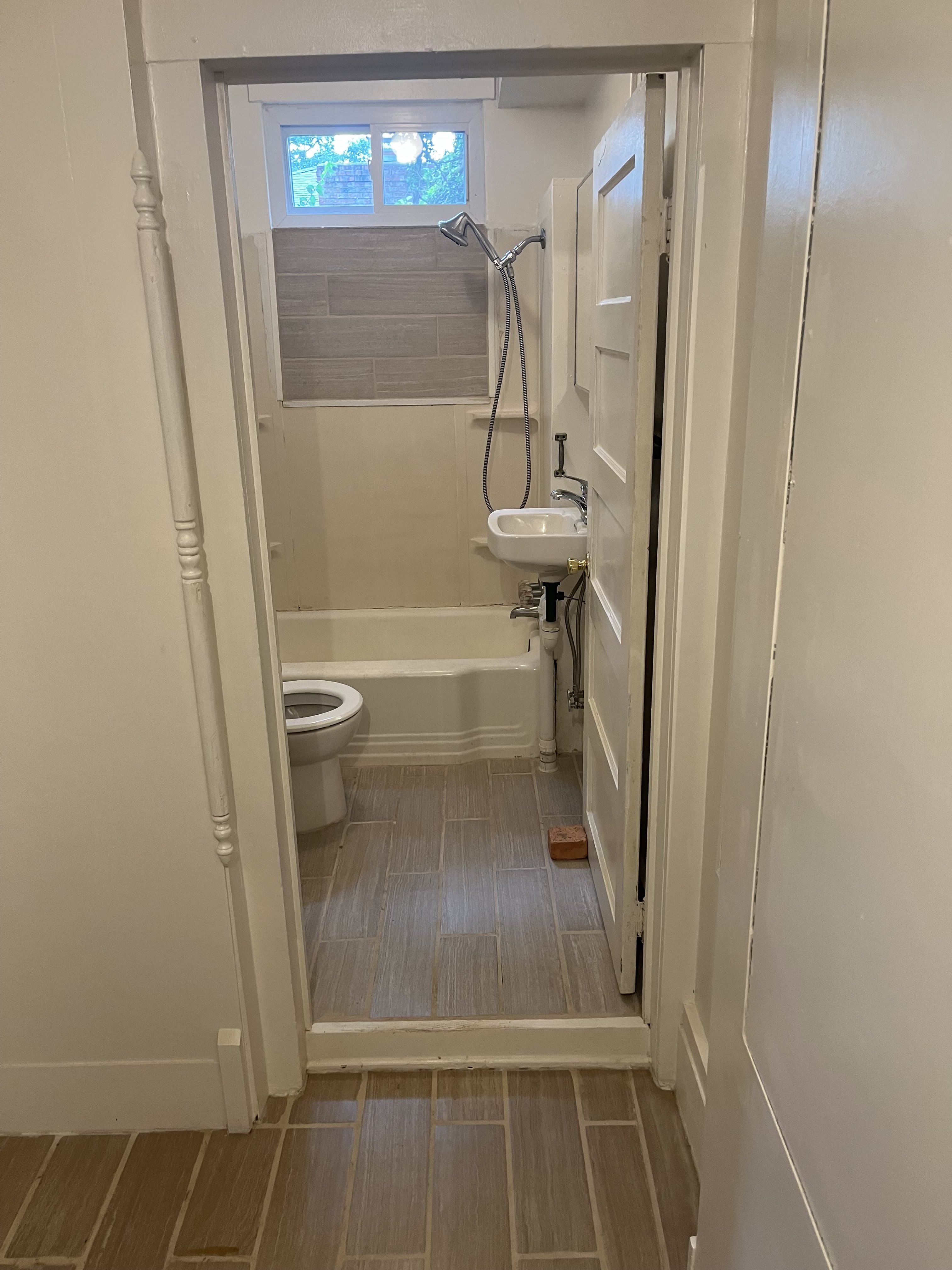 429 W South St – photo 4