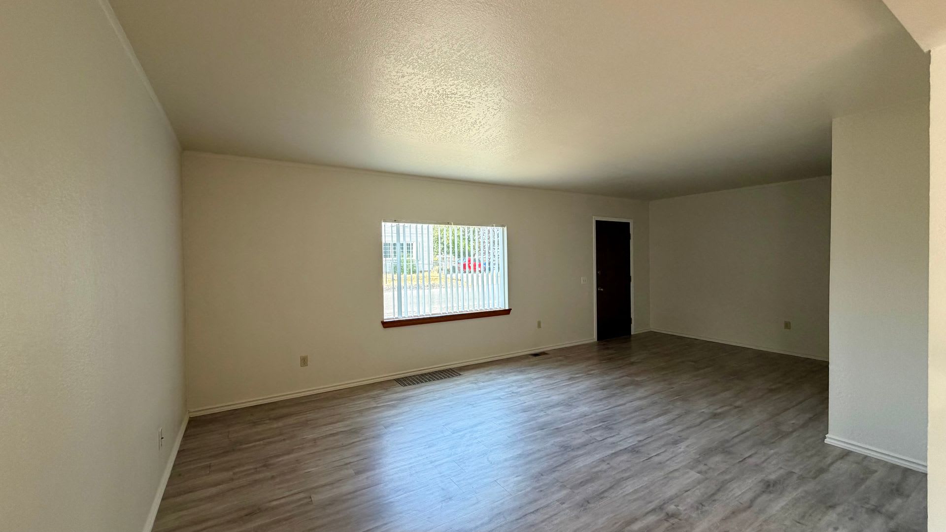 Richland 'A' Duplex- 4 bed, 2 ba with Private Yard – photo 4