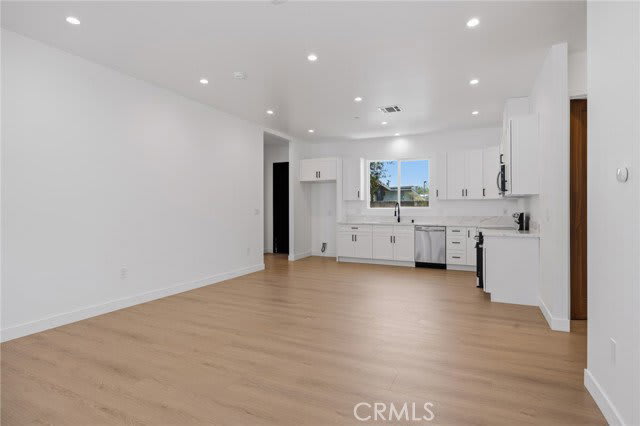 7645 Melvin Avenue – photo 3