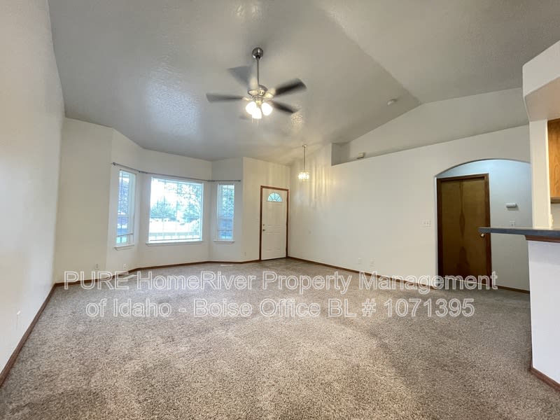 926 S Muscovy Ave – photo 3