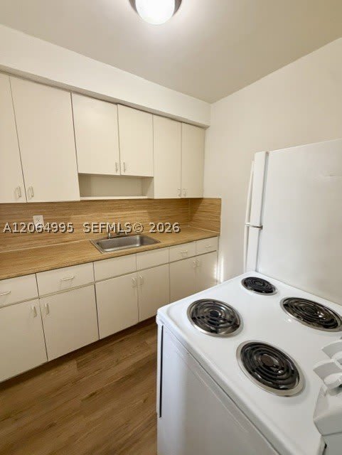 1010 E Ponce De Leon Blvd – photo 3