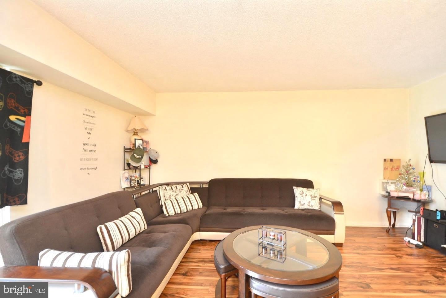 11643 Stoneview Sq 2B – photo 3