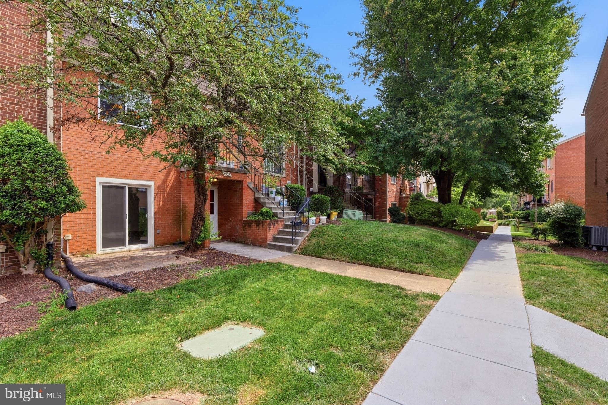 4533 LOGSDON Drive – photo 3