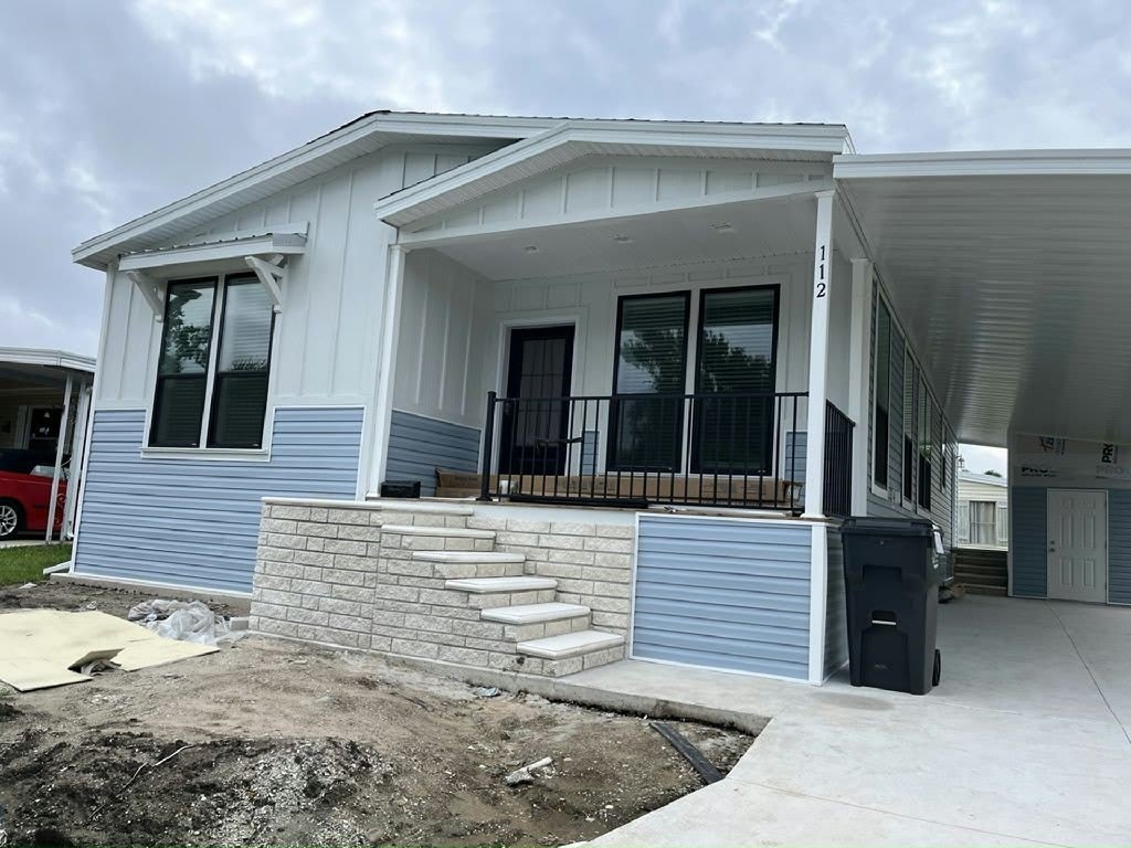 112 Tahitian Drive – photo 1