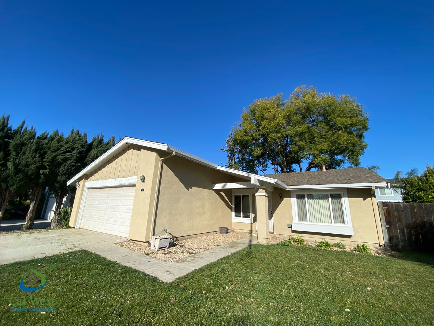 3895 3 Bed 2 Bath Home On A Cul De Sac Near Coyote Creek In South San Jose Small Pet Friendly – photo 2