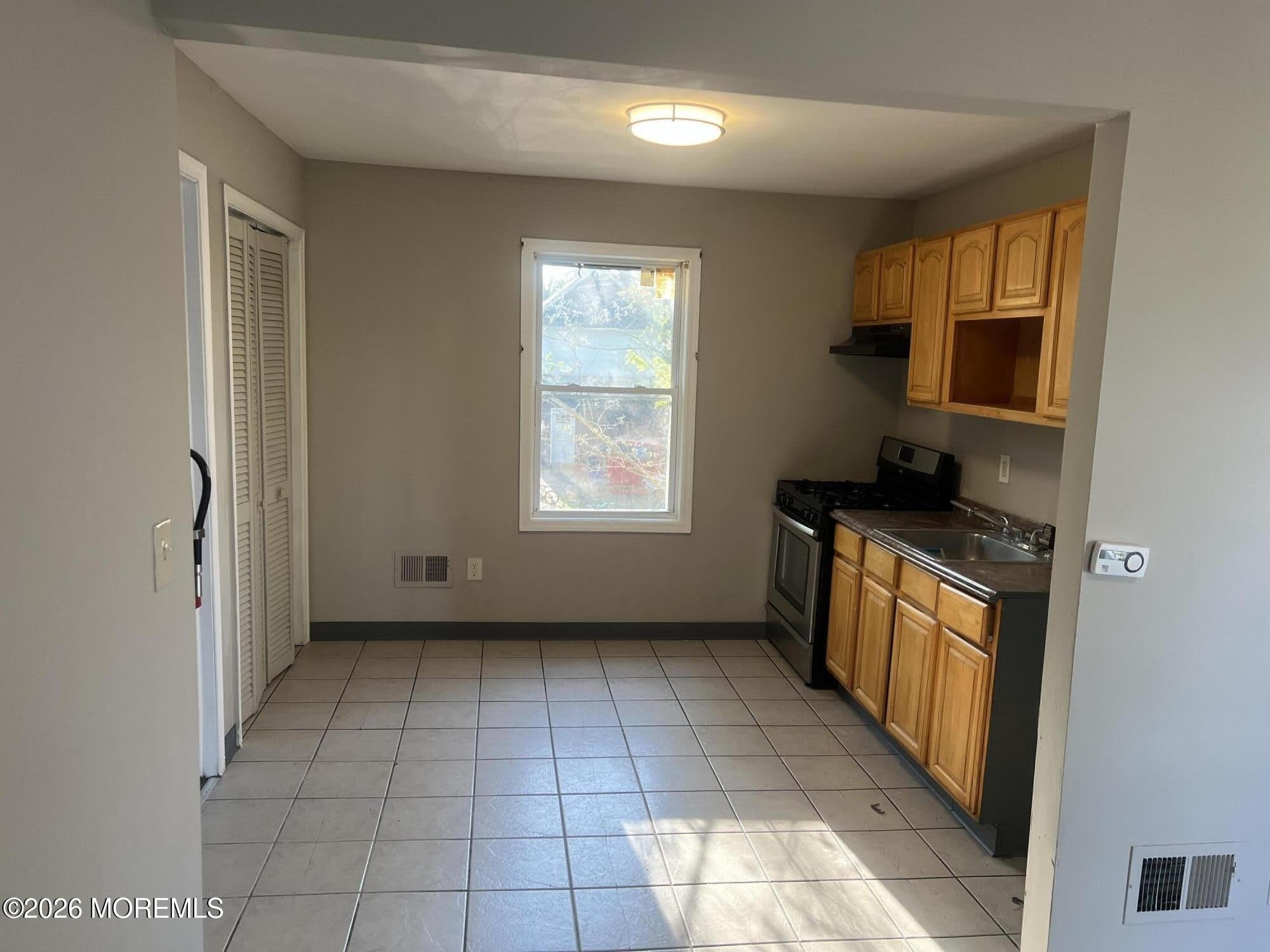 201 Atkins Avenue – photo 5