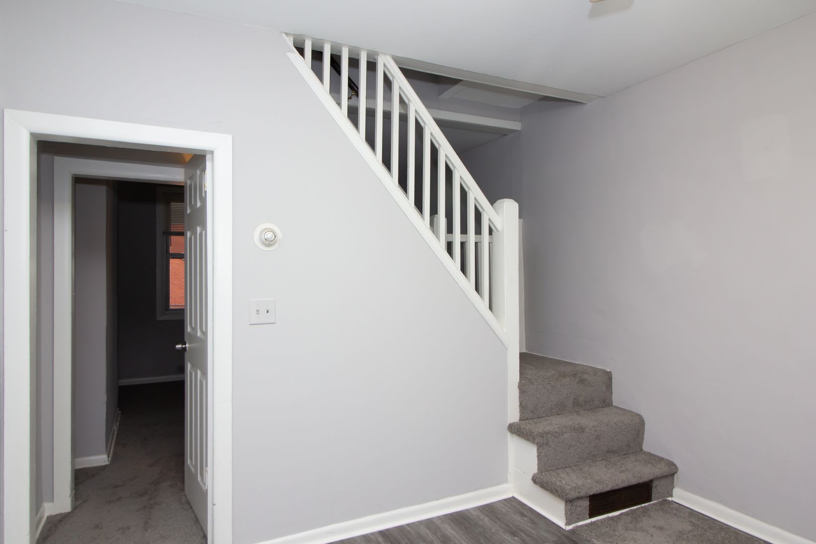 Charming 2BD/1BA Townhome in Hampden, MD! – photo 3