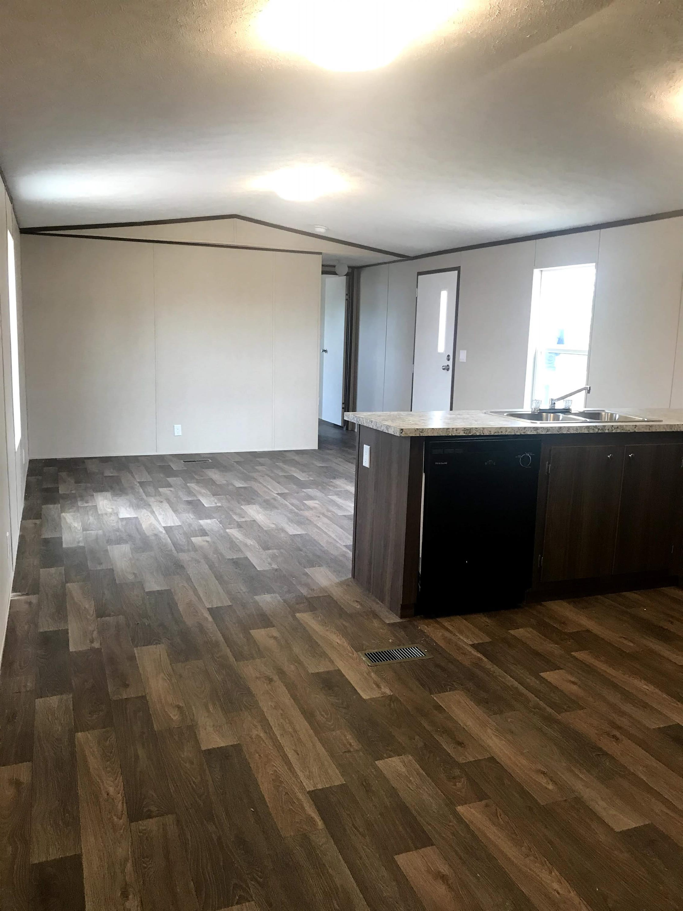 3019 Douglas Road – photo 5